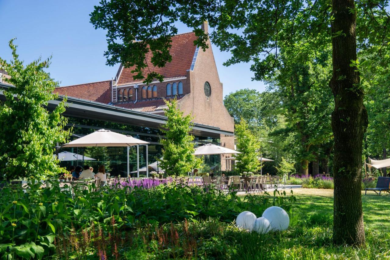 Hotel Kontakt Der Kontinenten Soesterberg Exterior photo